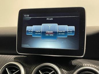 MERCEDES-BENZ A-CLASS 1.6 A200 Sport (Executive) Hatchback 5dr Petrol 7G-DCT Euro 6 (s