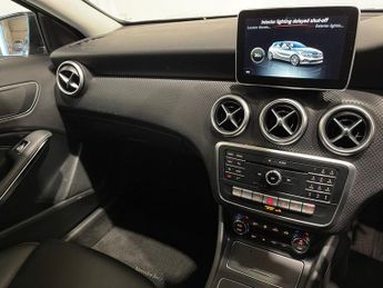 MERCEDES-BENZ A-CLASS 1.6 A200 Sport (Executive) Hatchback 5dr Petrol 7G-DCT Euro 6 (s