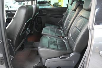 VOLKSWAGEN SHARAN 2.0 TDI BlueMotion Tech SEL MPV 5dr Diesel DSG Euro 5 (s/s) (177