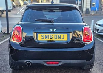 MINI HATCH AUTOMATIC 1.5 Cooper Hatchback 3dr Petrol Auto Euro 6 (s/s) (136