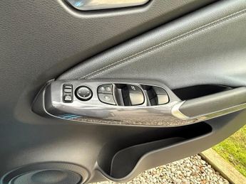 NISSAN JUKE 1.0 DIG-T N-Connecta DCT Auto Euro 6 (s/s) 5dr