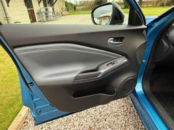 NISSAN JUKE 1.0 DIG-T N-Connecta DCT Auto Euro 6 (s/s) 5dr