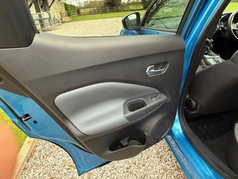 NISSAN JUKE 1.0 DIG-T N-Connecta DCT Auto Euro 6 (s/s) 5dr
