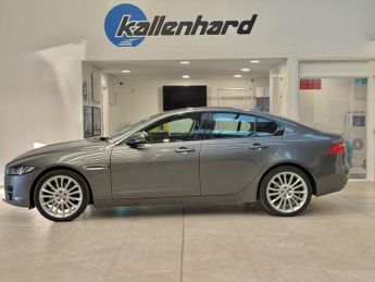 JAGUAR XE 2.0d Portfolio Saloon 4dr Diesel Auto AWD Euro 6 (s/s) (240 ps)