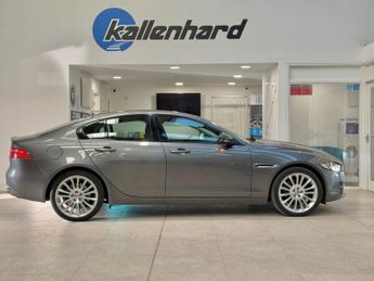 JAGUAR XE 2.0d Portfolio Saloon 4dr Diesel Auto AWD Euro 6 (s/s) (240 ps)