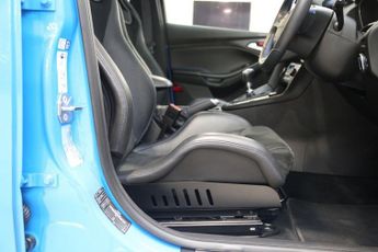 FORD FOCUS 2.3T EcoBoost RS Hatchback 5dr Petrol Manual AWD Euro 6 (s/s) (3