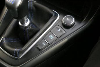 FORD FOCUS 2.3T EcoBoost RS Hatchback 5dr Petrol Manual AWD Euro 6 (s/s) (3