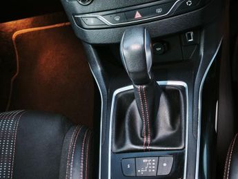 PEUGEOT 308 1.2 PureTech GT Line Hatchback 5dr Petrol EAT Euro 6 (s/s) (130 