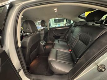 SKODA SUPERB 2.0 TDI SE L Hatchback 5dr Diesel DSG Euro 6 (s/s) (190 ps)