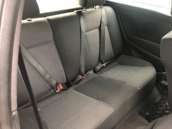 VAUXHALL ASTRA 1.8i 16v SRi Sport Hatch 3dr Petrol Manual (175 g/km, 138 bhp)