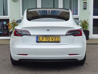 TESLA Model 3 Standard Range Plus Saloon 4dr Electric Auto RWD (241 bhp)