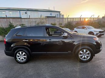 KIA SORENTO 2.2 CRDi KX-2 SUV 5dr Diesel Auto AWD-2 FORMER KEEPERS-7 SEATS-B