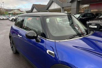 MINI HATCH 1.5 Cooper Classic Hatchback 3dr Petrol Steptronic Euro 6 (s/s) 