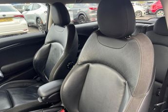 MINI HATCH 1.5 Cooper Classic Hatchback 3dr Petrol Steptronic Euro 6 (s/s) 