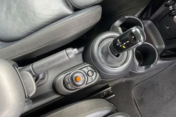 MINI HATCH 1.5 Cooper Classic Hatchback 3dr Petrol Steptronic Euro 6 (s/s) 