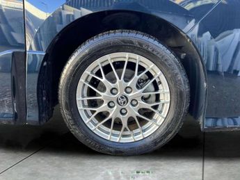 TOYOTA VOXY/NOAH 1.8 VVT-h Excel Business Edition 7 Seats CVT Euro 6 (s/s) 5dr