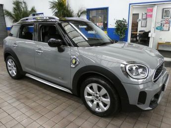MINI COUNTRYMAN 1.5 10kWh Cooper SE Classic SUV 5dr Petrol Plug-in Hybrid Auto A