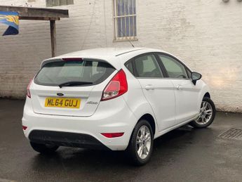 FORD FIESTA 1.6 Zetec Hatchback 5dr Petrol Powershift Euro 5 (105 ps)