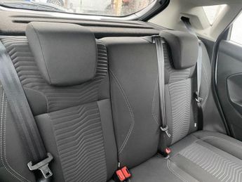 FORD FIESTA 1.6 Zetec Hatchback 5dr Petrol Powershift Euro 5 (105 ps)