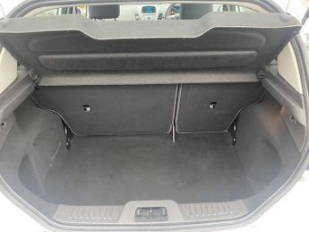 FORD FIESTA 1.6 Zetec Hatchback 5dr Petrol Powershift Euro 5 (105 ps)