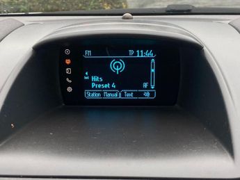 FORD FIESTA 1.6 Zetec Hatchback 5dr Petrol Powershift Euro 5 (105 ps)