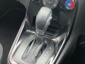 FORD FIESTA 1.6 Zetec Hatchback 5dr Petrol Powershift Euro 5 (105 ps)