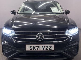 VOLKSWAGEN TIGUAN ALLSPACE 2.0 TDI Life SUV 5dr Diesel DSG Euro 6 (s/s) (150 ps)