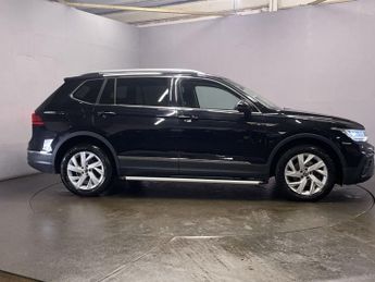 VOLKSWAGEN TIGUAN ALLSPACE 2.0 TDI Life SUV 5dr Diesel DSG Euro 6 (s/s) (150 ps)