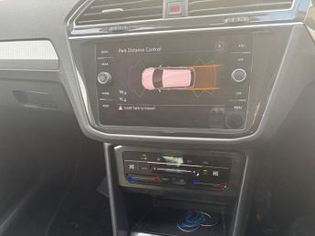 VOLKSWAGEN TIGUAN 1.5 TSI Life SUV 5dr Petrol DSG Euro 6 (s/s) (150 ps)
