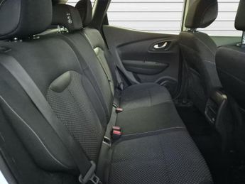 RENAULT KADJAR 1.3 TCe Play SUV 5dr Petrol Manual Euro 6 (s/s) (140 ps)