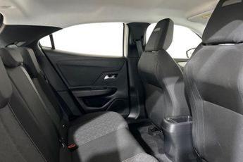 VAUXHALL MOKKA ELECTRIC 50kWh SE Nav Premium SUV 5dr Electric Auto (136 ps)