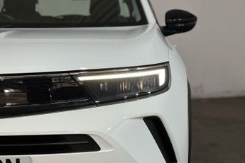 VAUXHALL MOKKA ELECTRIC 50kWh SE Nav Premium SUV 5dr Electric Auto (136 ps) Panoramic Re