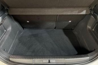 VAUXHALL MOKKA ELECTRIC 50kWh SE Nav Premium SUV 5dr Electric Auto (136 ps) Panoramic Re