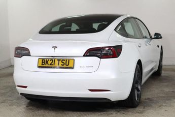 TESLA Model 3 (Dual Motor) Long Range Auto 4WDE 4dr