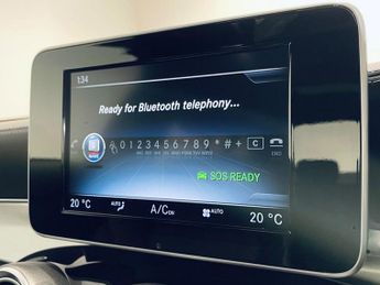 MERCEDES-BENZ C-CLASS 2.1 C220 BlueTEC AMG Line (Premium) Saloon 4dr Diesel G-Tronic+ 