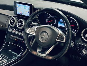 MERCEDES-BENZ C-CLASS 2.1 C220 BlueTEC AMG Line (Premium) Saloon 4dr Diesel G-Tronic+ 