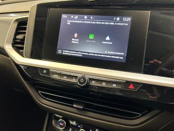 VAUXHALL GRANDLAND 1.5 Turbo D SE SUV 5dr Diesel Auto Euro 6 (s/s) (130 ps)