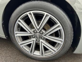 AUDI A1 1.0 TFSI 30 S line Sportback 5dr Petrol S Tronic Euro 6 (s/s) (1