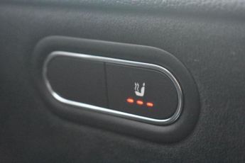 MERCEDES-BENZ A-CLASS 1.5 A180d AMG Line (Executive) Hatchback 5dr Diesel 7G-DCT Euro 