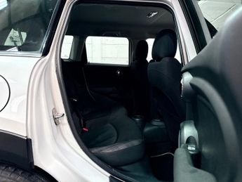 MINI HATCH 1.5 Cooper Hatchback 5dr Petrol Manual Euro 6 (s/s) (136 ps)