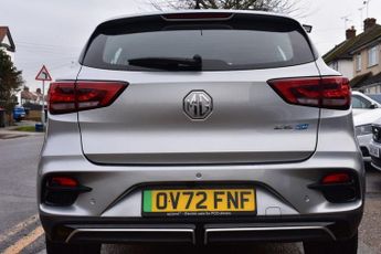 MG MG ZS 72.6kWh SE | INCLUDES BATTERY HEALTH CHECK CERTIFICATE | LONG RA
