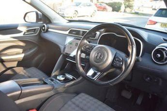 MG MG ZS 72.6kWh SE | INCLUDES BATTERY HEALTH CHECK CERTIFICATE | LONG RA