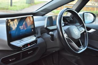 VOLKSWAGEN ID3 Pro 58kWh HATCHBACK | 1 OWNER | HEATED SEATS | 2 KEYS | BATTERY 