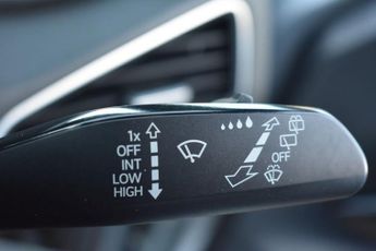 VOLKSWAGEN ID3 Pro 58kWh HATCHBACK | 1 OWNER | HEATED SEATS | 2 KEYS | BATTERY 