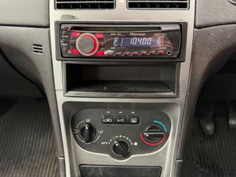 PEUGEOT 307 1.4 LX Hatchback 5dr Petrol Manual (159 g/km, 75 bhp)