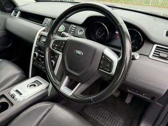 LAND ROVER DISCOVERY SPORT 2.0 TD4 HSE Black SUV 5dr Diesel Auto 4WD Euro 6 (s/s) (180 ps)