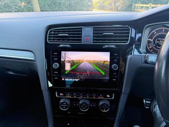 VOLKSWAGEN GOLF 2.0 TDI GTD Hatchback 5dr Diesel DSG Euro 6 (s/s) (184 ps)