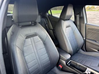 VAUXHALL MOKKA ELECTRIC 50kWh Ultimate Edition SUV 5dr Electric Auto (136 ps)