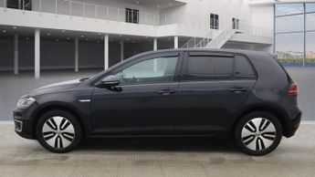 VOLKSWAGEN E-GOLF 35.8kWh e-Golf Hatchback 5dr Electric Auto (136 ps)