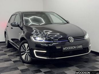 VOLKSWAGEN E-GOLF 35.8kWh e-Golf Hatchback 5dr Electric Auto (136 ps)